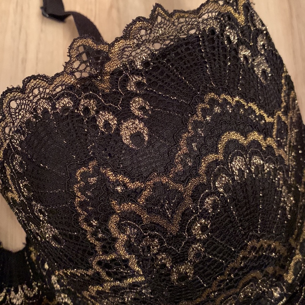 La Senza Beyond Sexy gold/blk lace bra - Picture 4 of 15